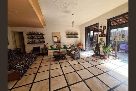 Apartamento à venda com 302m², 5 quartos e 1 vaga