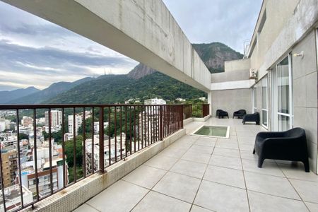 Apartamento à venda com 240m², 3 quartos e 1 vagaVaranda