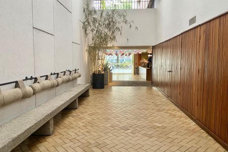 Apartamento à venda com 240m², 3 quartos e 1 vagaHall de entrada