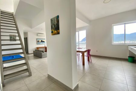 Apartamento à venda com 240m², 3 quartos e 1 vagaSala