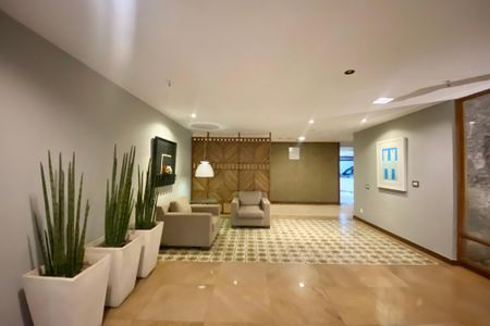 Apartamento à venda com 240m², 3 quartos e 1 vagaHall de entrada