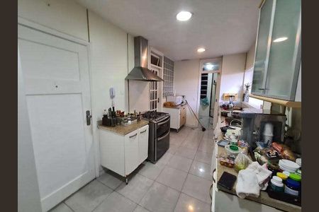 Apartamento à venda com 200m², 3 quartos e 1 vaga