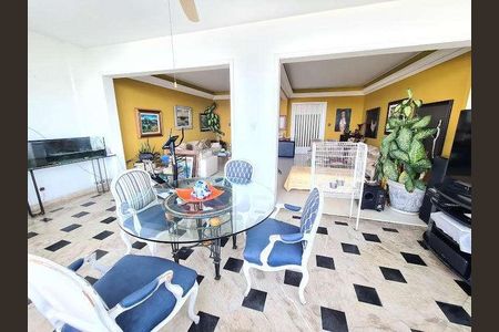 Apartamento à venda com 200m², 3 quartos e 1 vaga