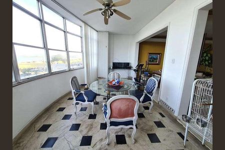 Apartamento à venda com 200m², 3 quartos e 1 vaga