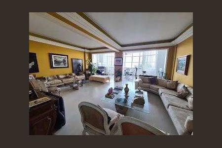 Apartamento à venda com 200m², 3 quartos e 1 vaga