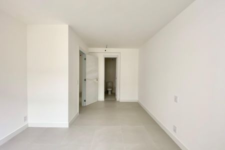 Apartamento à venda com 147m², 3 quartos e 2 vagas Apartamento à venda com 147m², 3 quartos e 2 vagasSuíte 2