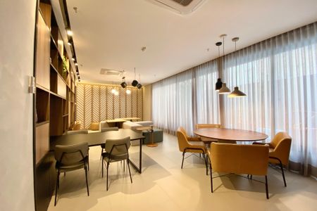 Apartamento à venda com 147m², 3 quartos e 2 vagas Apartamento à venda com 147m², 3 quartos e 2 vagasÁrea comum coworking