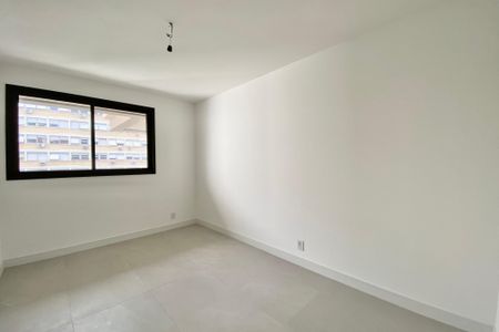 Apartamento à venda com 147m², 3 quartos e 2 vagas Apartamento à venda com 147m², 3 quartos e 2 vagasSuíte 1