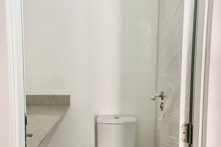 Apartamento à venda com 147m², 3 quartos e 2 vagas Apartamento à venda com 147m², 3 quartos e 2 vagasBanheiro social