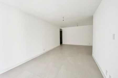 Apartamento à venda com 147m², 3 quartos e 2 vagas Apartamento à venda com 147m², 3 quartos e 2 vagasSala