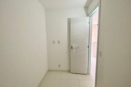 Apartamento à venda com 147m², 3 quartos e 2 vagas Apartamento à venda com 147m², 3 quartos e 2 vagasQuarto de Serviço
