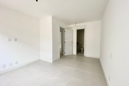 Apartamento à venda com 147m², 3 quartos e 2 vagas Apartamento à venda com 147m², 3 quartos e 2 vagasQuarto