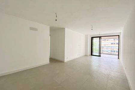 Apartamento à venda com 147m², 3 quartos e 2 vagas Apartamento à venda com 147m², 3 quartos e 2 vagasSala