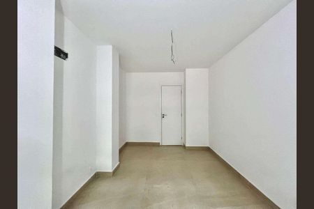 Apartamento à venda com 85m², 2 quartos e sem vaga