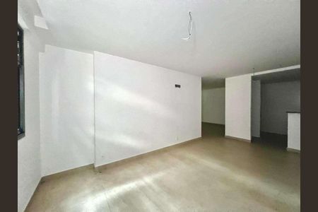 Apartamento à venda com 85m², 2 quartos e sem vaga