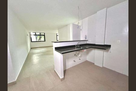 Apartamento à venda com 133m², 3 quartos e sem vaga