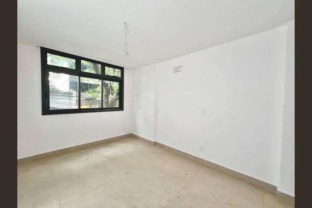 Apartamento à venda com 133m², 3 quartos e sem vaga