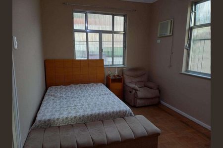 Casa à venda com 109m², 3 quartos e 1 vaga