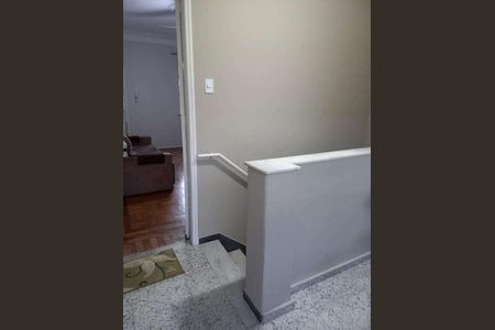 Casa à venda com 109m², 3 quartos e 1 vaga