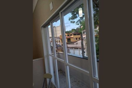 Casa à venda com 109m², 3 quartos e 1 vaga