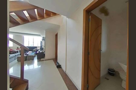 Apartamento à venda com 267m², 4 quartos e 1 vaga