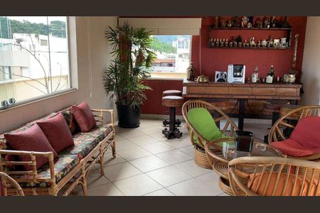 Apartamento à venda com 267m², 4 quartos e 1 vaga