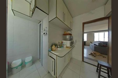 Apartamento à venda com 267m², 4 quartos e 1 vaga