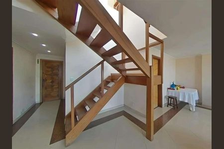 Apartamento à venda com 267m², 4 quartos e 1 vaga