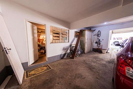 Casa à venda com 157m², 4 quartos e 2 vagas