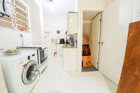 Casa à venda com 157m², 4 quartos e 2 vagas