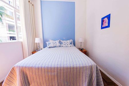 Casa à venda com 157m², 4 quartos e 2 vagas