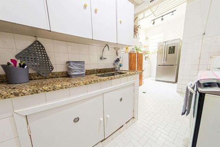 Casa à venda com 157m², 4 quartos e 2 vagas