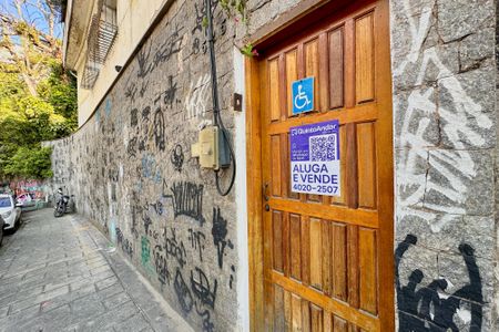 Casa à venda com 150m², 4 quartos e sem vagaPlaquinha instalada