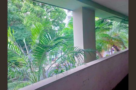 Apartamento à venda com 60m², 1 quarto e 1 vaga