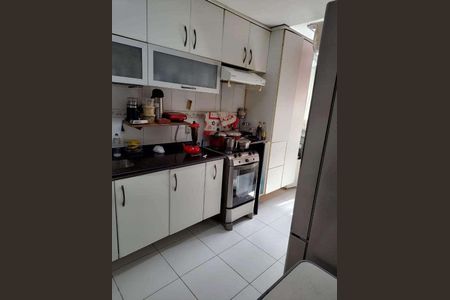 Apartamento à venda com 126m², 2 quartos e 1 vaga