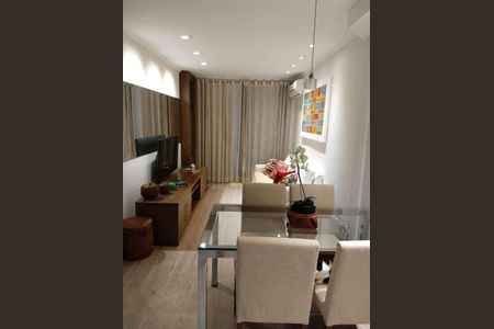 Apartamento à venda com 126m², 2 quartos e 1 vaga