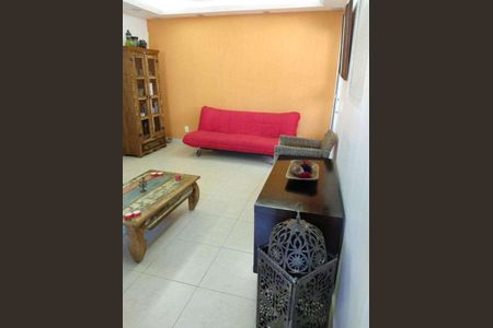 Apartamento à venda com 126m², 2 quartos e 1 vaga