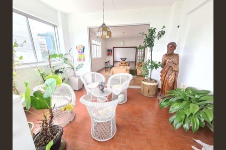 Apartamento à venda com 268m², 5 quartos e 2 vagas