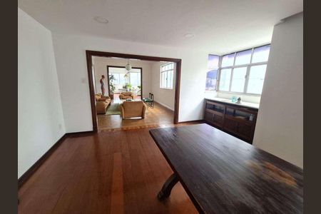 Apartamento à venda com 268m², 5 quartos e 2 vagas