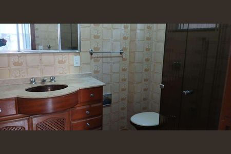 Casa à venda com 212m², 7 quartos e 2 vagas