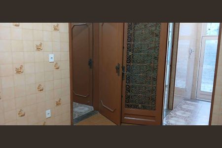 Casa à venda com 212m², 7 quartos e 2 vagas