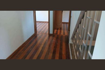 Casa à venda com 212m², 7 quartos e 2 vagas