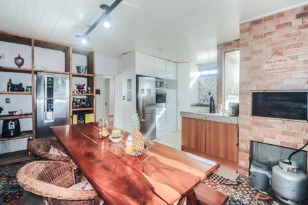 Apartamento para alugar com 280m², 5 quartos e sem vagaCozinha