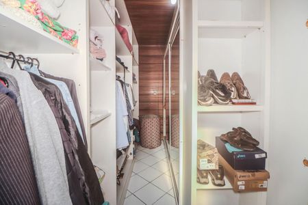 Apartamento para alugar com 280m², 5 quartos e sem vagaQuarto 3 - Closet