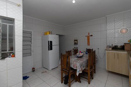 Casa à venda com 247m², 3 quartos e 2 vagas Casa à venda com 247m², 3 quartos e 2 vagasCozinha