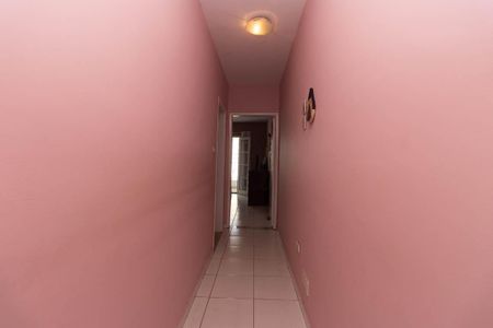 Casa à venda com 247m², 3 quartos e 2 vagas Casa à venda com 247m², 3 quartos e 2 vagasCorredor dos Quartos