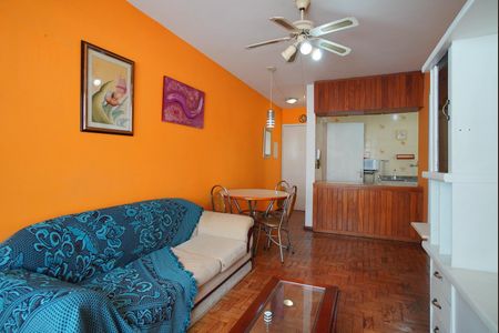 Apartamento para alugar com 77m², 1 quarto e 1 vagaSala