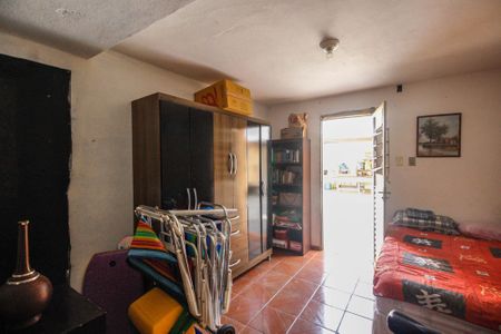 Casa à venda com 500m², 3 quartos e 4 vagasQuarto de serviço 1