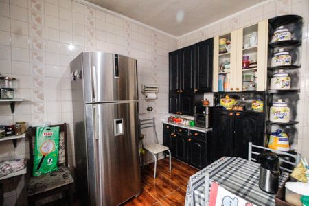 Casa à venda com 500m², 3 quartos e 4 vagasv