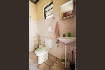 Casa à venda com 500m², 3 quartos e 4 vagasBanheiro de serviço